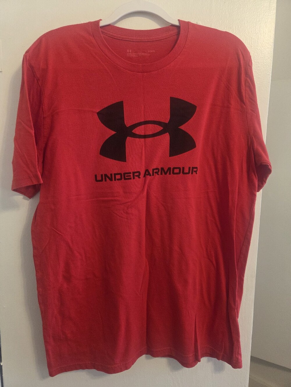 Under Armour Men’s Red & Blue Logo T-Shirt